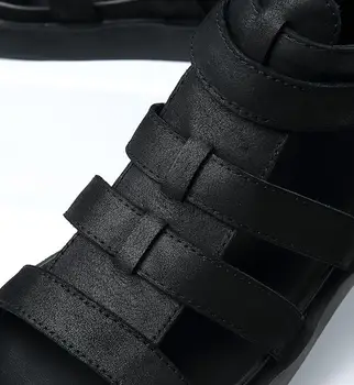 Nove ljetne kožne sandale za muškarce Mens trendi sandale od bičevati na meke cipele Sandale-gladijatori iz bičevati