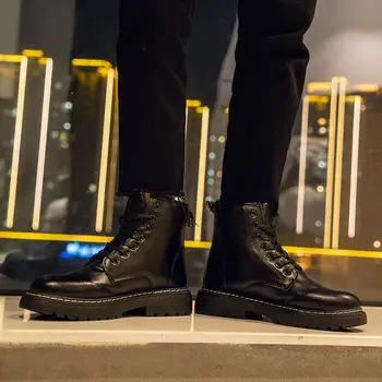 Nove crne čizme Muška koreanska verzija Vogue Student All-match Mid-Top Čizme Muške Vodootporne kožne cipele s visokim берцем Muška