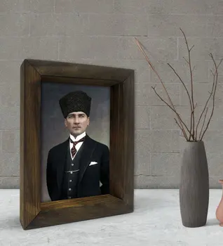 BK Poklon Ataturk Design Dekorativni Prirodni okvir od Punog drveta 15x20cm-21