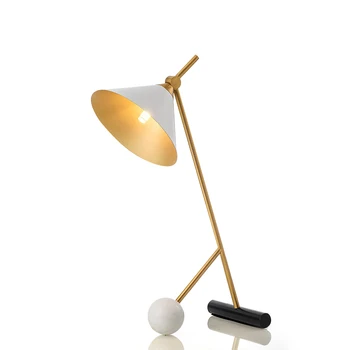 Europa Post Moderni Metal Lampe Dizajner Identitet Istraživanje Spavaća Soba Noćni Lampe Model Između Izložbenog Kupaonicom Led Lampe Za Čitanje